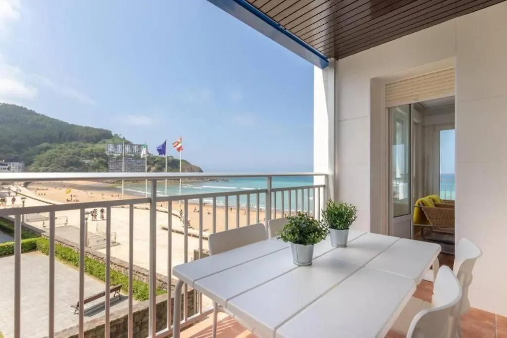Bakio Beach 0*,  España
